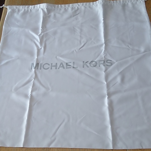 🎉HP🎉Michael Kors The Mercer Chain-link Leather Tote, Admiral, NWT - Picture 13 of 13